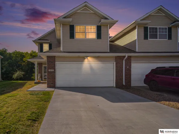 1517 Sawyer Ct, Lincoln, NE 68505