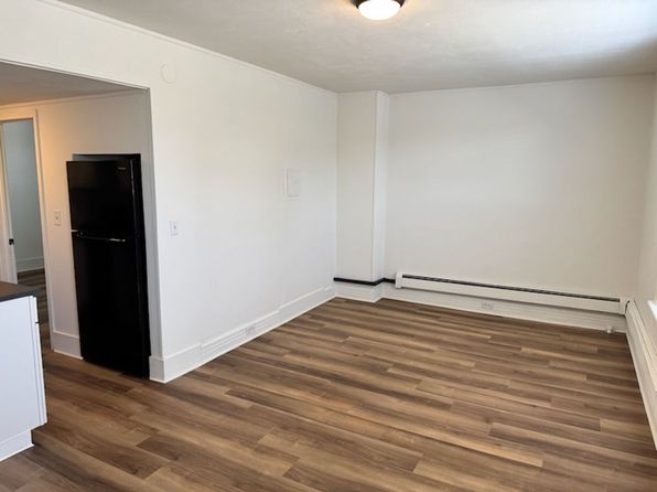 7 Sherman Ave APT 10