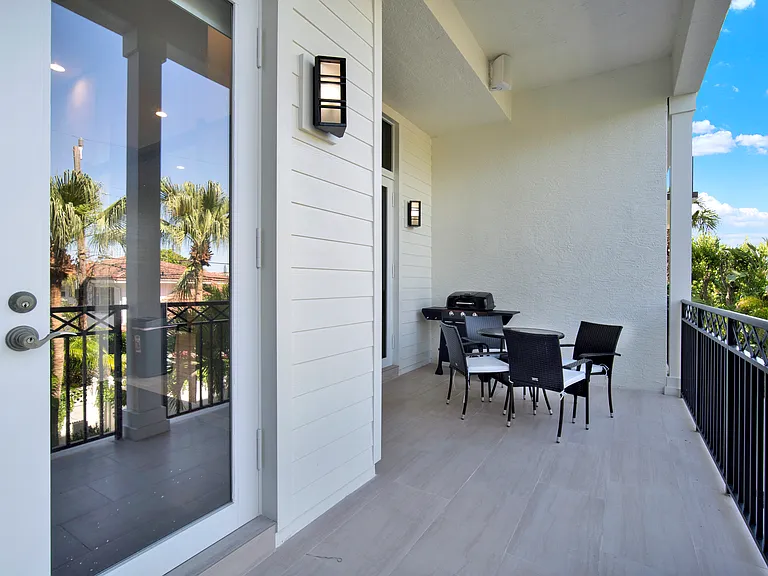 425 N Ocean Blvd #3 — Photo 42