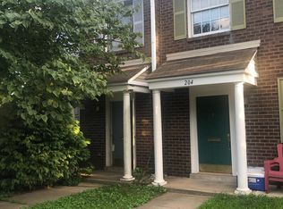 205 Stevens Ct, Camden, NJ 08103