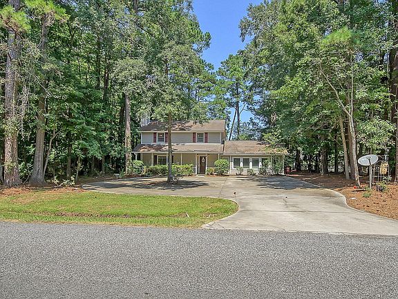 3rd image of 226 Wilson Dr