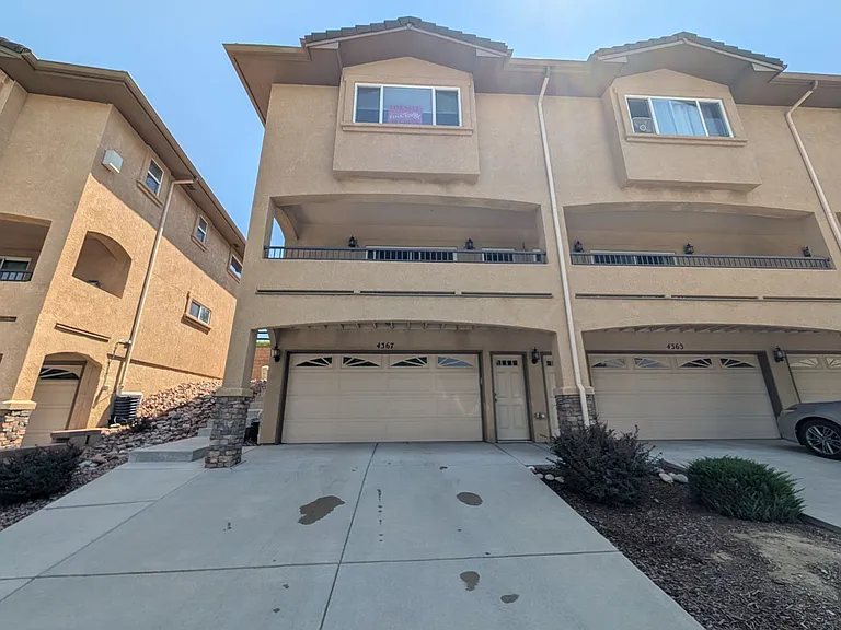4367 Susie Vw — Photo 1
