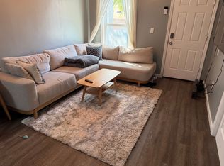 1629 W Beach Ave #2R, Chicago, IL 60622
