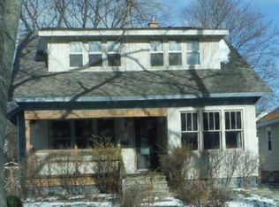 1015 Franklin Ave, Grand Haven, MI 49417