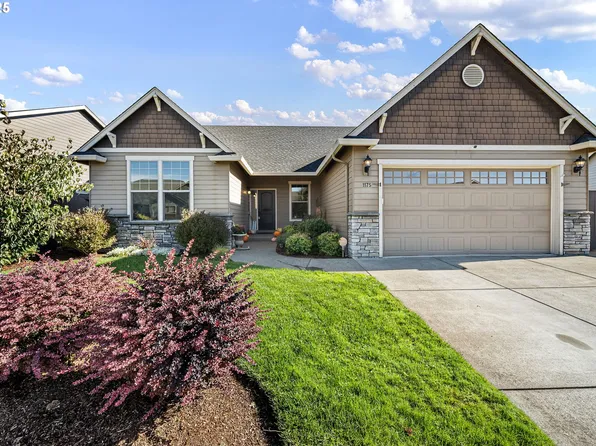 1175 S 40th Pl, Springfield, OR 97478