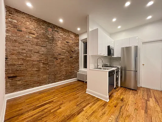 Rented by Compass | media 1