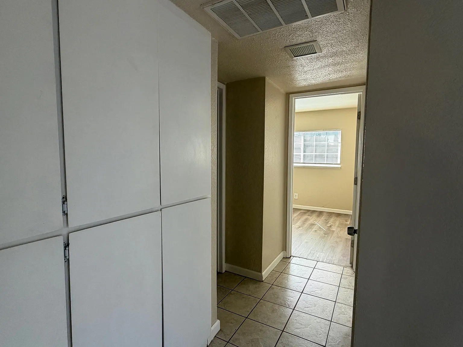2 bed, 939 sqft, $1,795 — Photo 4