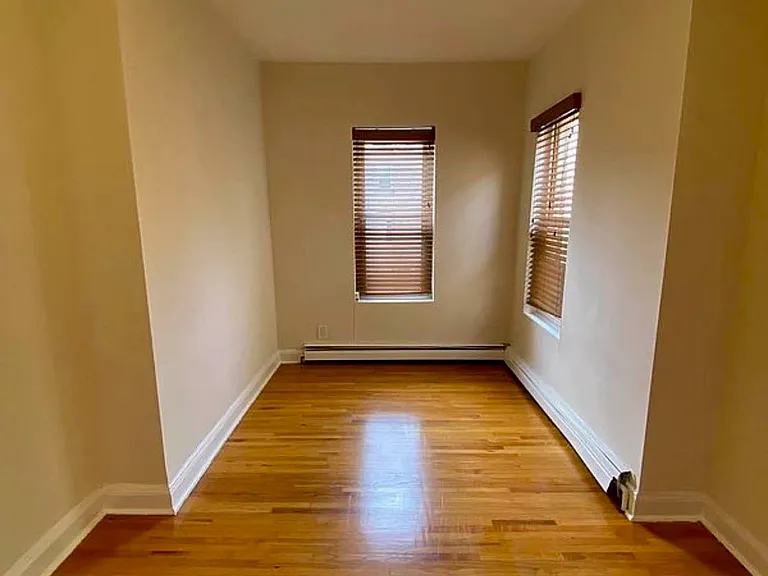736A Union St #TOP — Photo 3