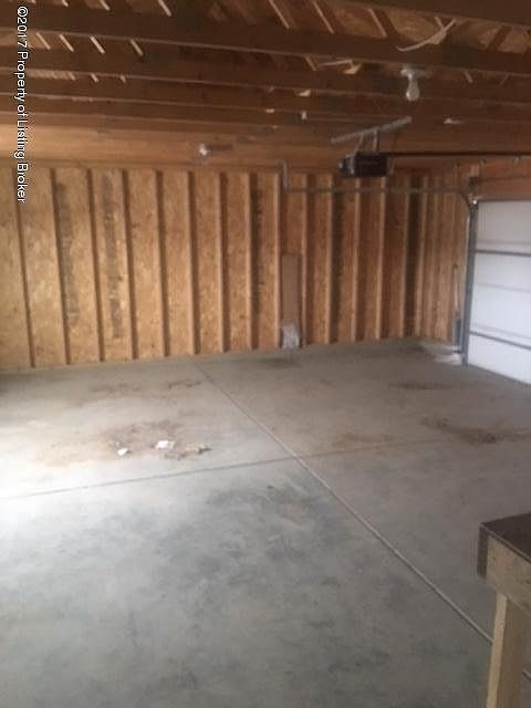 1st image of 2642 Hillside Dr