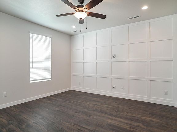 008 Dining Space