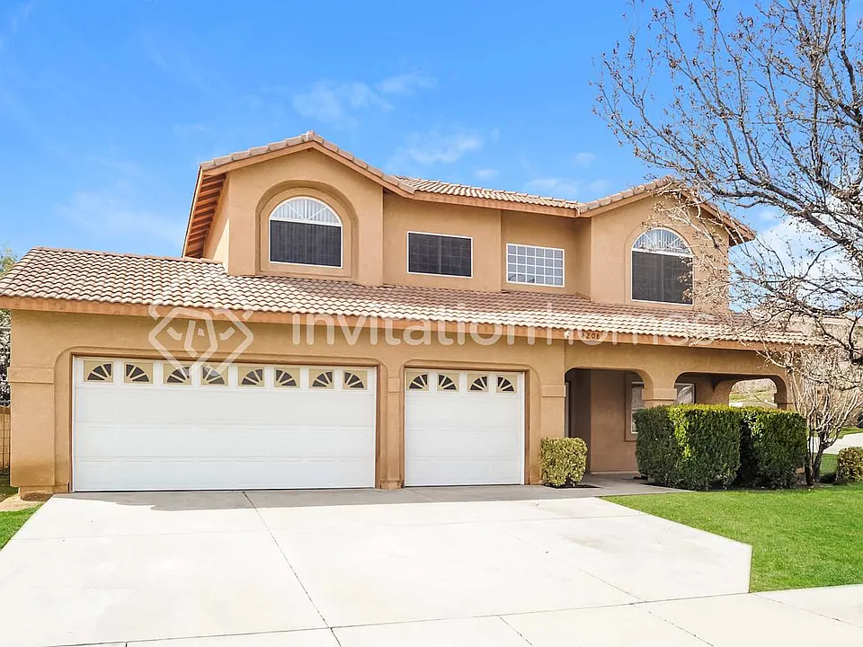 4208 Sungate Dr