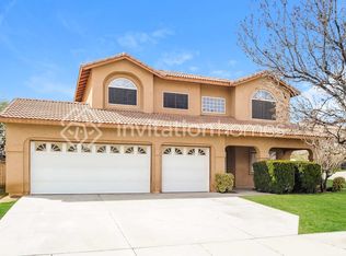 4208 Sungate Dr, Palmdale, CA 93551