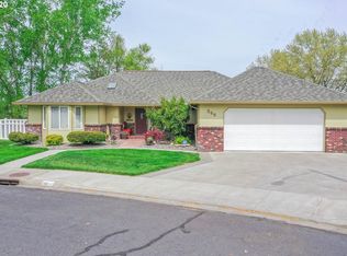 560 W Division Ave, Hermiston, OR 97838