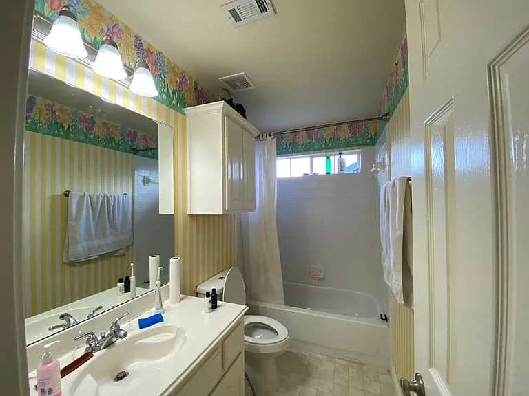 1012 Levant Ln — Photo 21
