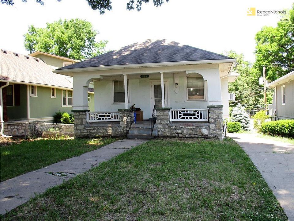 1st image of 836 W 72nd St