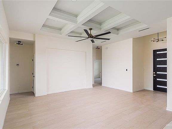 5th image of 2701 Pfeiffer St