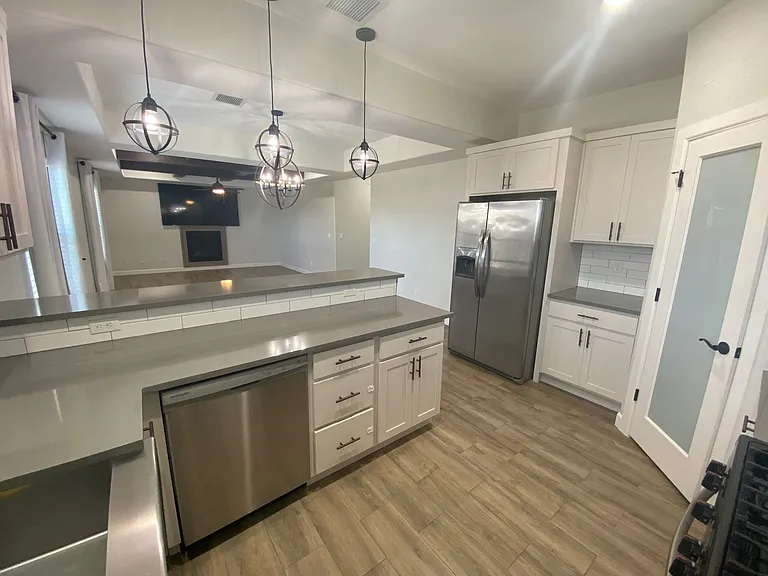 12951 Aberdare Dr — Photo 11