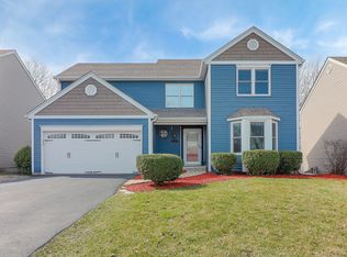 758 Lancaster Ln, Geneva, IL 60134