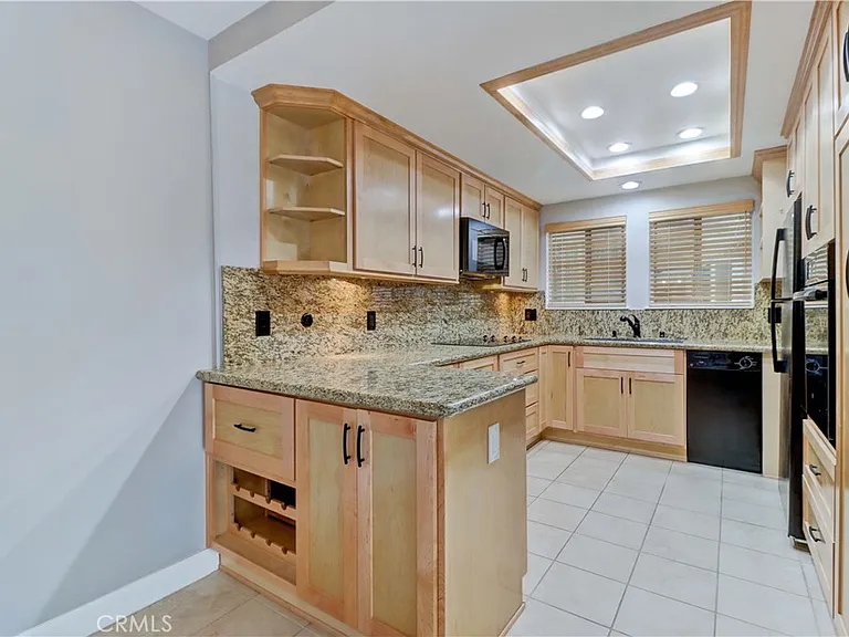 661 Avenida Sevilla #B — Photo 11
