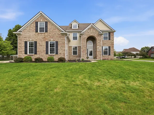 14703 Newport Dr, Westfield, IN 46074