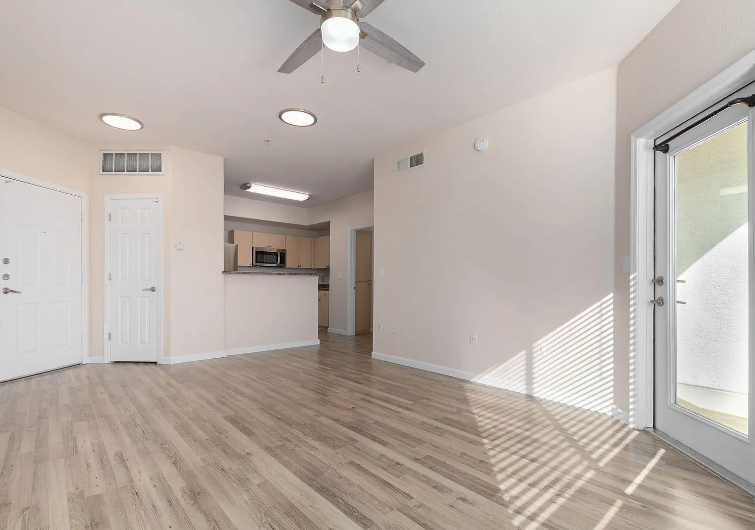 Condo in Union Hills — Photo 3