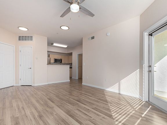 3rd image of 18416 N Cave Creek Rd APT 3036