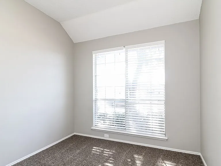 2338 Liles Ln — Photo 12