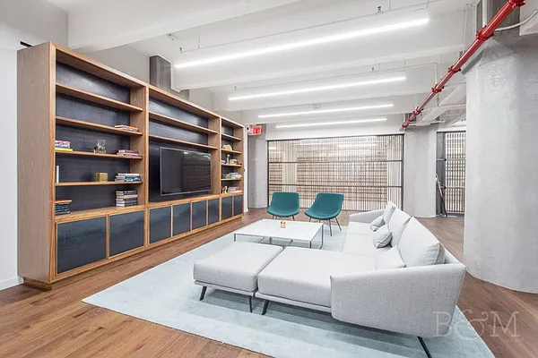 Rented by Brick&Mortar | media 23