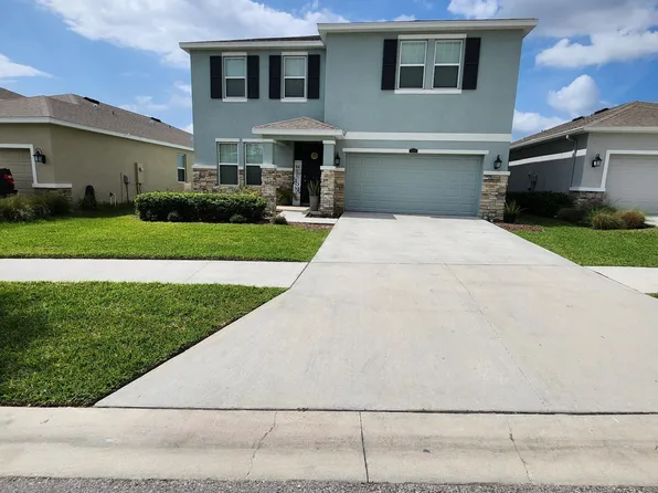 8033 Praise Dr, Tampa, FL 33625