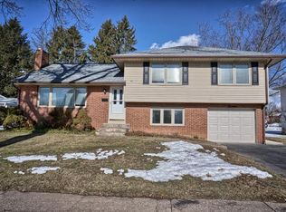 13 Colgate Dr, Camp Hill, PA