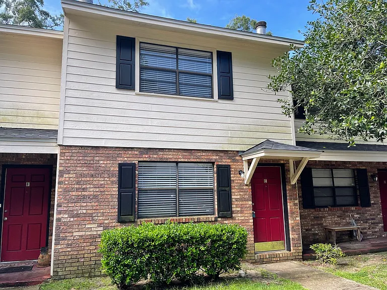 1413 Pullen Rd #E — Photo 4