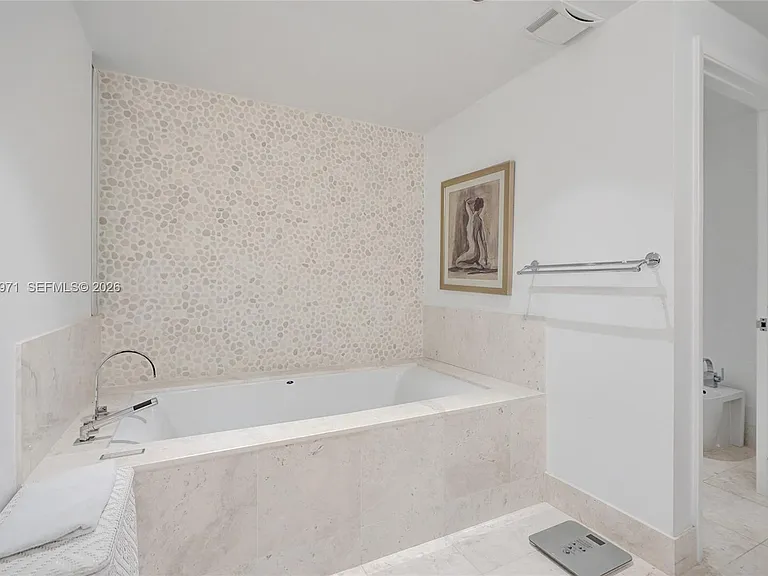 17121 Collins Ave #3206 — Photo 11
