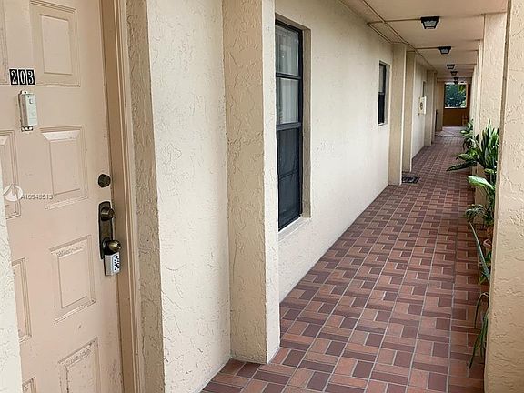 2nd image of 3521 Environ Blvd #B203