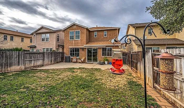 2055 Vienna Way — Photo 11