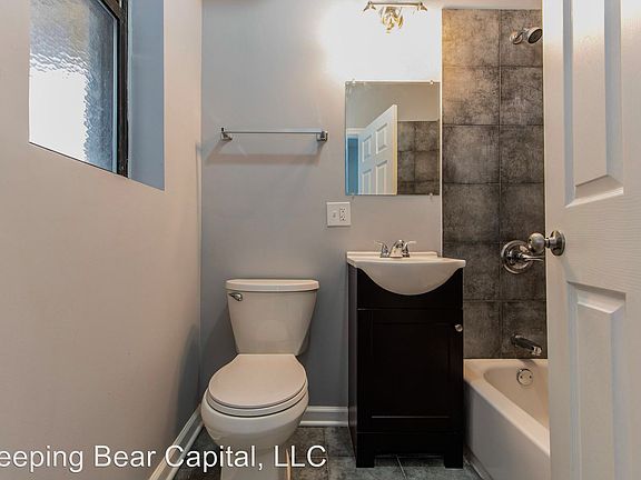 4th image of 7525 S Kingston Ave APT 1A