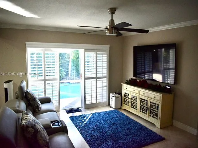 1352 NW 129th Way — Photo 3