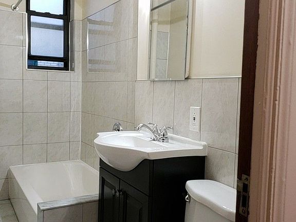 5th image of 34-11 34th St #3B
