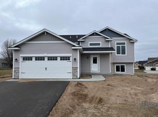 1804 6th St N, Sartell, MN 56377