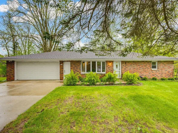2233 Wallace Lake ROAD, West Bend, WI 53090