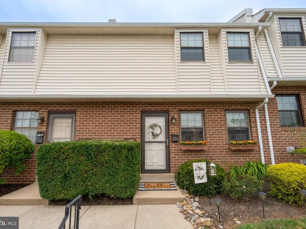 226 Holly Dr, King Of Prussia, PA 19406