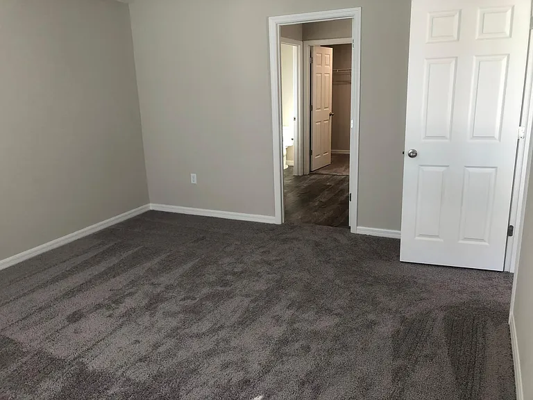 1336 Axel Cir — Photo 9