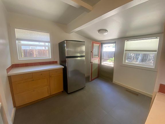 4th image of 768 Live Oak Ave