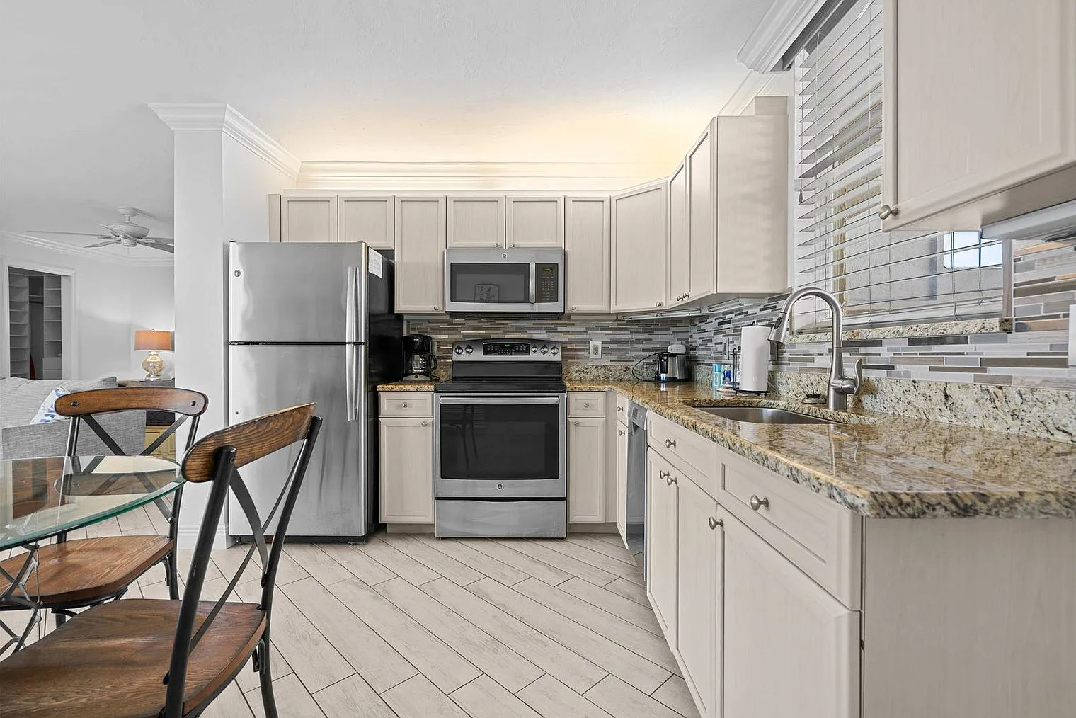 1 bed, 1.0 bath, 505 sqft, $2,833 — Photo 4