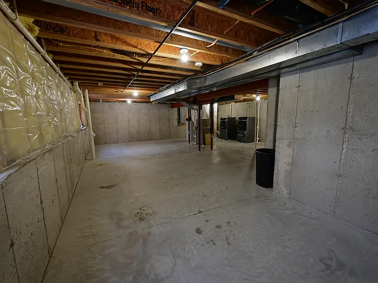 7810 Twinflower Dr — Photo 39