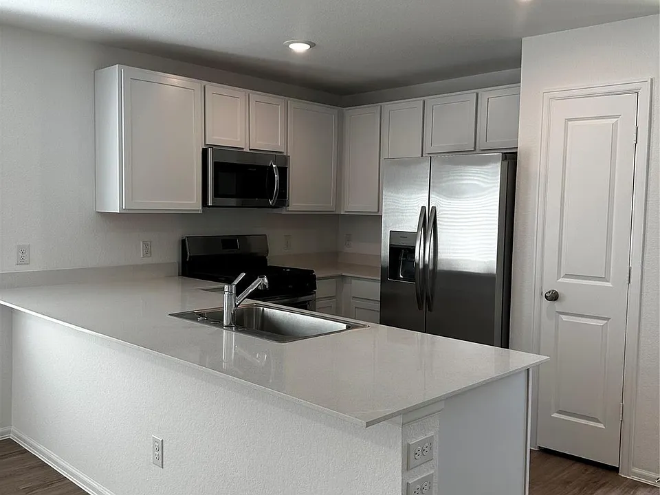 4239 Barrington Cove Ln
