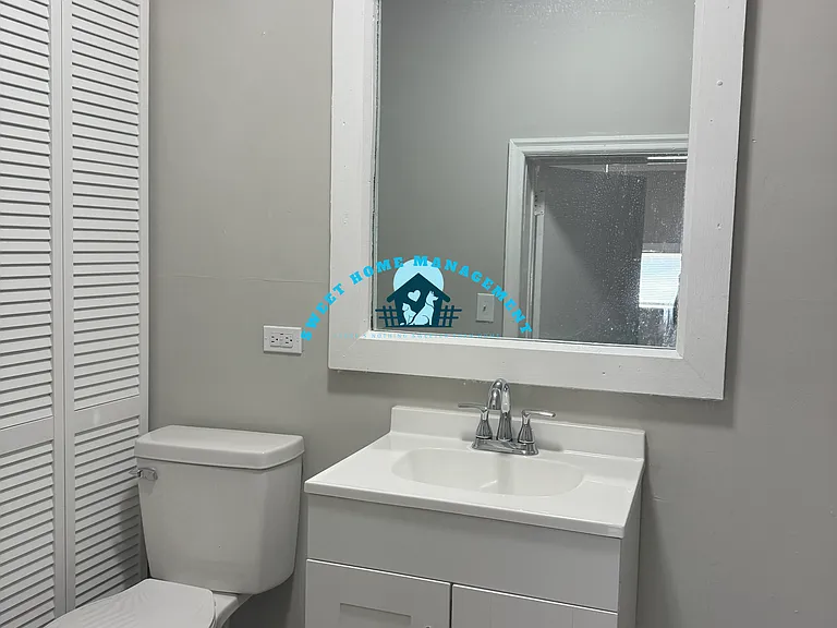 916 Patricia Dr — Photo 4