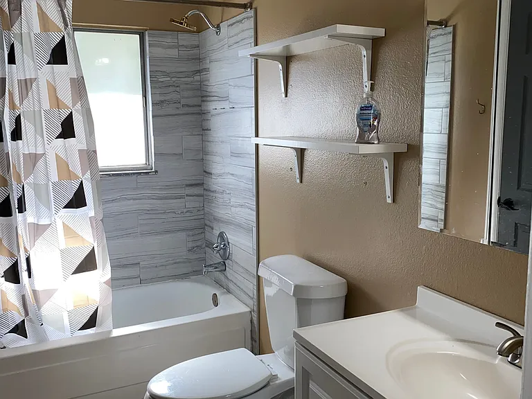18528 E Kansas Pl — Photo 42