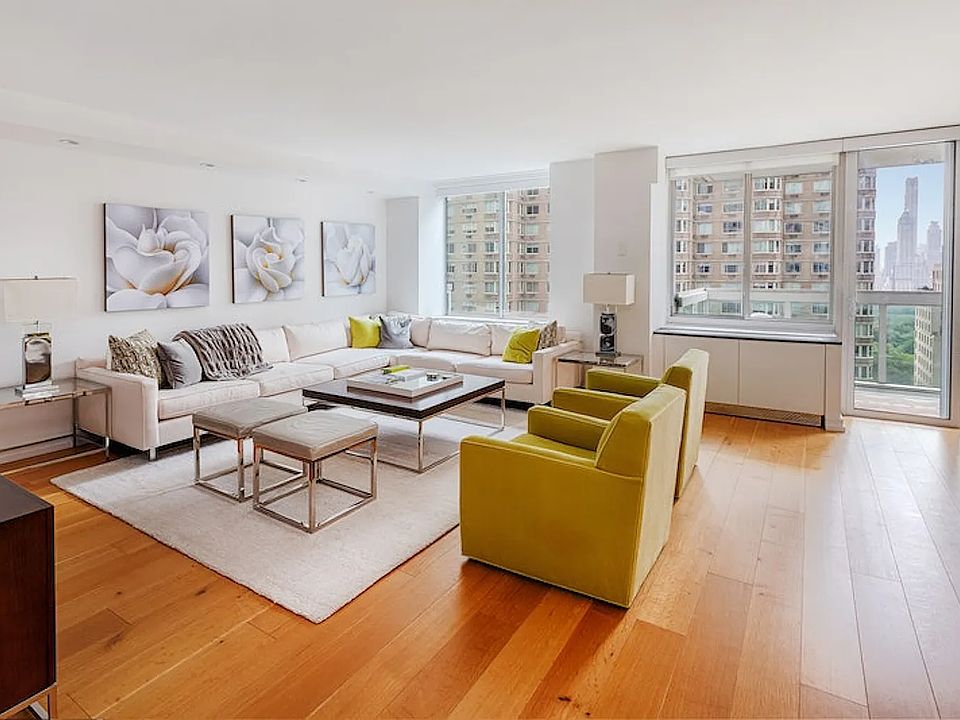 1st image of 61 W 62nd St #18EF