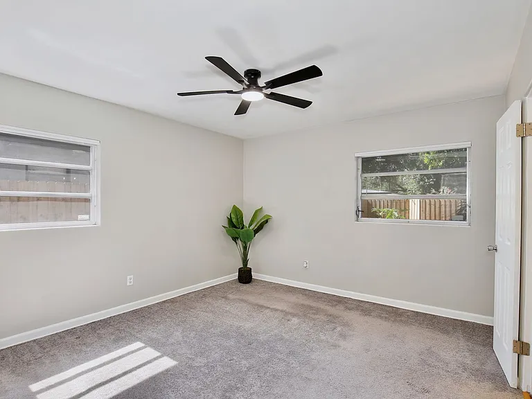 2914 Lando Ln — Photo 15