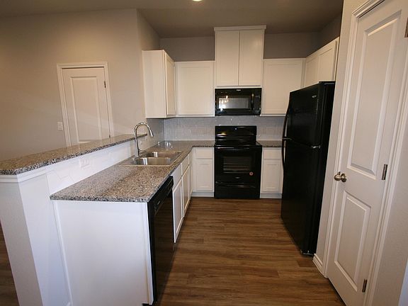 4th image of 101 Peruna Dr